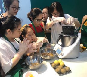 Thermomix giúp làm nhân bánh trung thu
