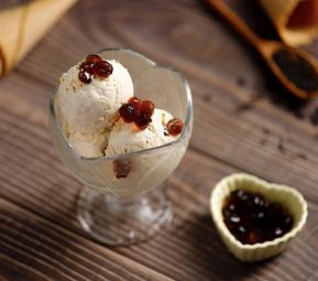 Kem hồng trà trân châu ngọc trai mới lạ