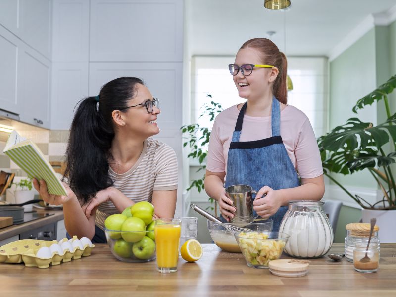 Với máy Thermomix, tuổi teen có thể khám phá niềm đam mê nấu ăn và trở thành ngôi sao nấu bếp tự lập.